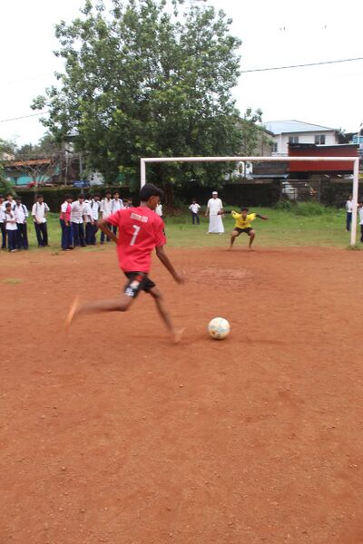 പ്രമാണം:19008-MLP-GOAL2026-Bestkick-6.jpg