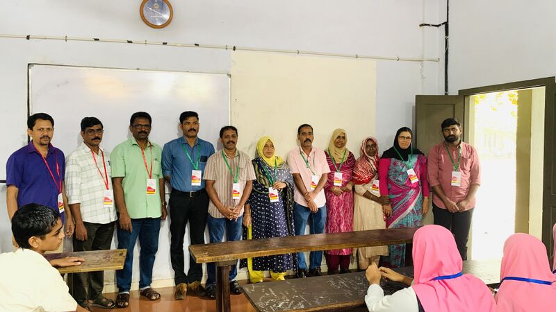 പ്രമാണം:19009-SCHOOL ELECTION OBSERVERS.jpg