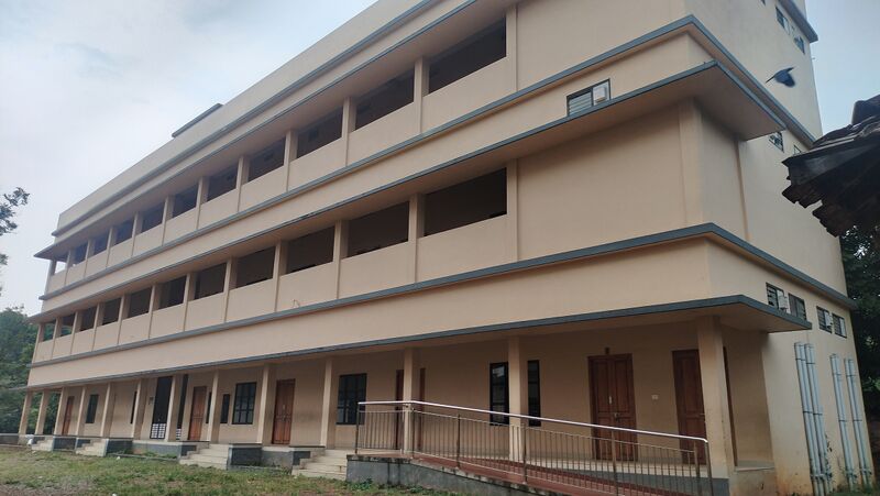 പ്രമാണം:21068 pkd buildings 9.jpg