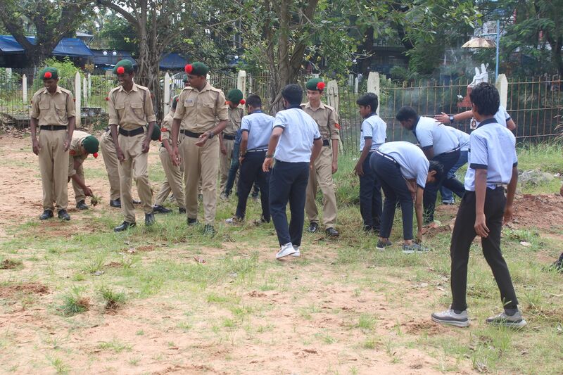 പ്രമാണം:26056 G jayanthi3.JPG