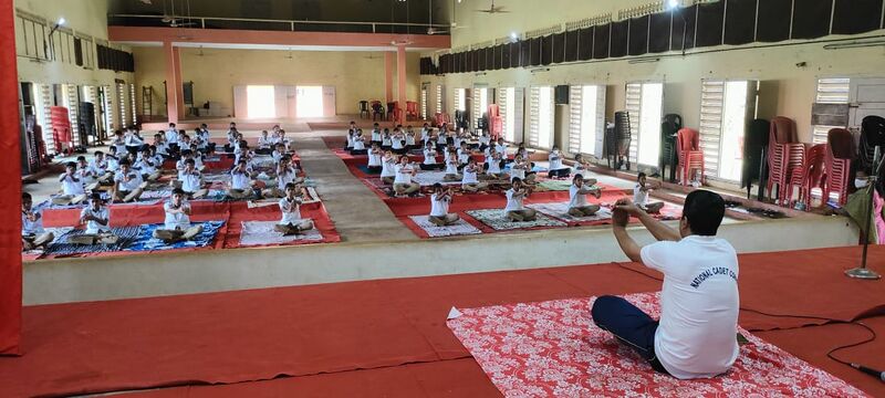 പ്രമാണം:31038 yoga1.jpg
