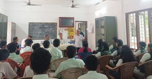 34013reading day 25b.jpg