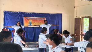 36031 yoga day1.jpeg