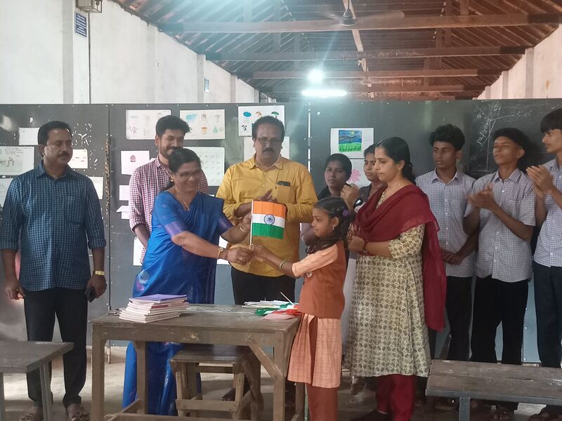 പ്രമാണം:36035 ag15b.jpg