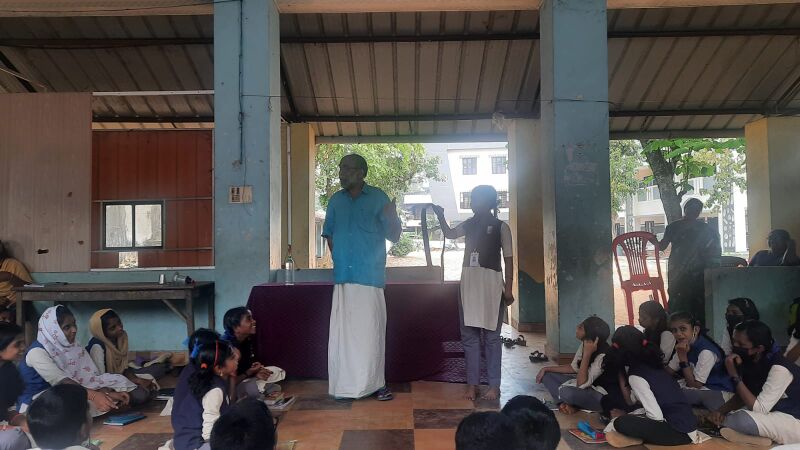 പ്രമാണം:44354 SCIENCE DAY 1.jpg