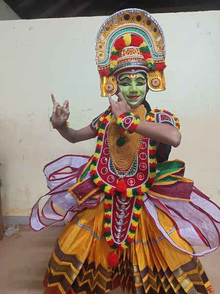 പ്രമാണം:DIST 1.jpg