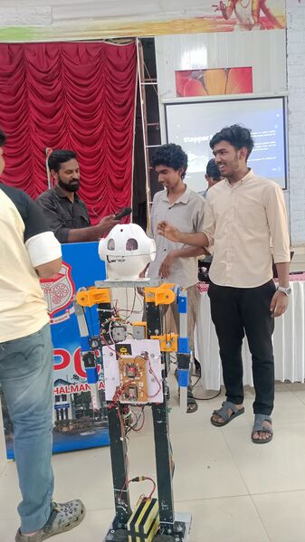 പ്രമാണം:Drcmlp-li-mikavu 18.jpg