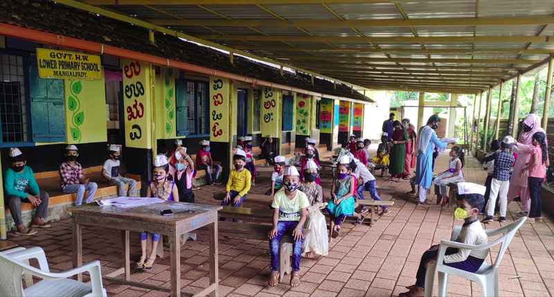 പ്രമാണം:Image SCHOOL.png