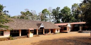 Schoolwiki schoolpic .jpeg