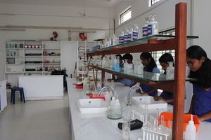 Science lab2.JPG