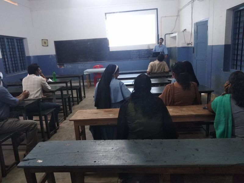 പ്രമാണം:സത്യമേവ ജയതേ 2.jpg