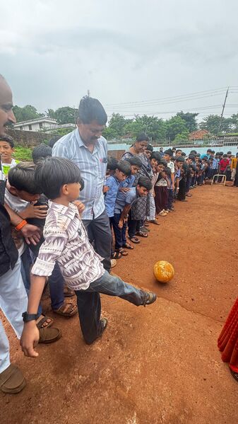 പ്രമാണം:11470-KGD-GOAL2026-FOOTBALL-KICK1.jpg