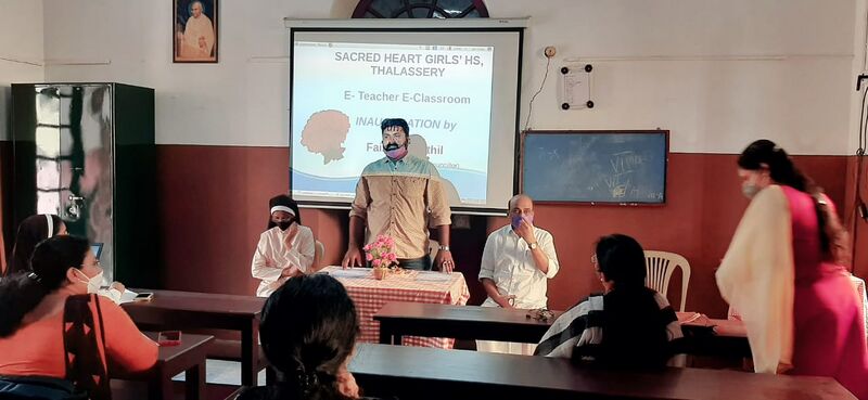 പ്രമാണം:14002 etr.jpg