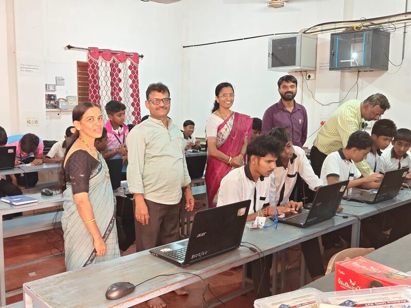 പ്രമാണം:14243 Robotics 2026 05.jpeg