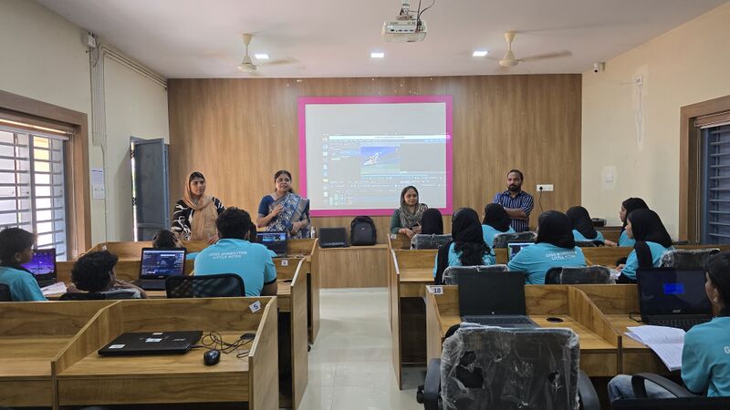 പ്രമാണം:19066-LK-vacation-camp-01.jpeg
