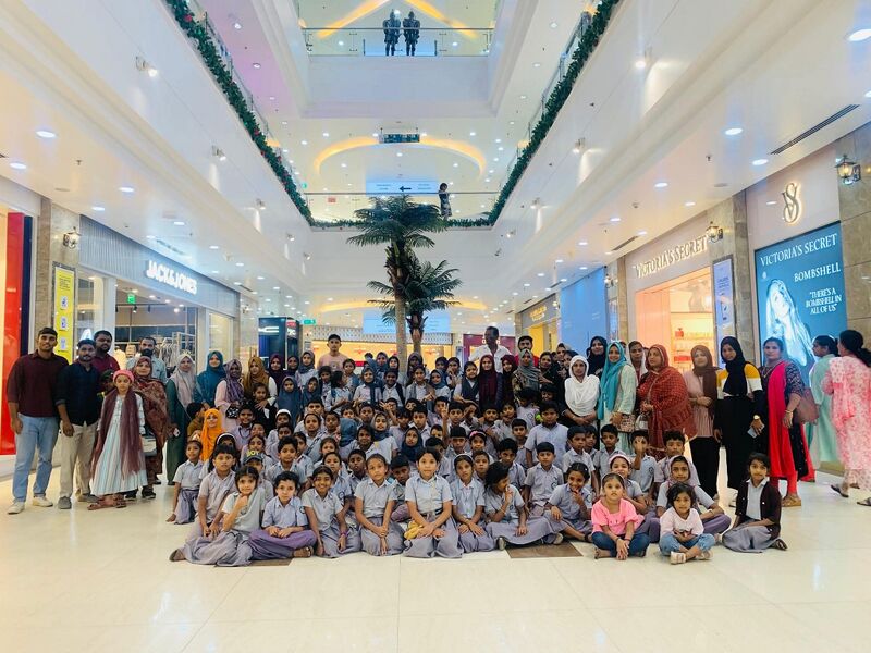 പ്രമാണം:19834-school field trip2024-25.jpg