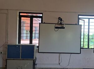 21122 Projector.jpg