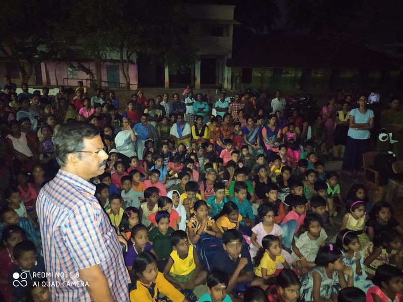 പ്രമാണം:21302-sky 3.jpg