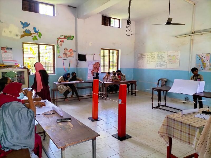 പ്രമാണം:24558 ELECTION .jpg