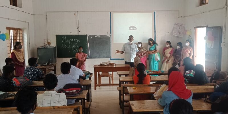 പ്രമാണം:25095 cc1.jpeg