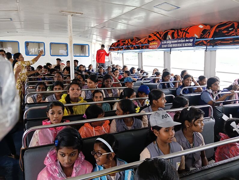 പ്രമാണം:44243 Tour25-1.jpg