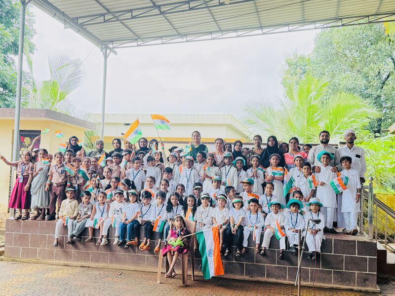 പ്രമാണം:12325 Independence day25.jpg