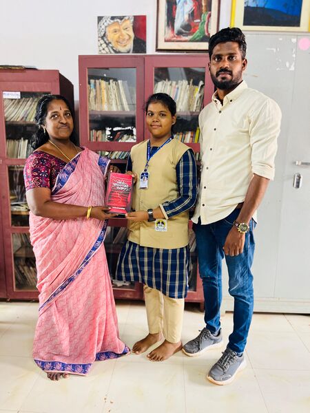 പ്രമാണം:13055 libraRY22E.jpg