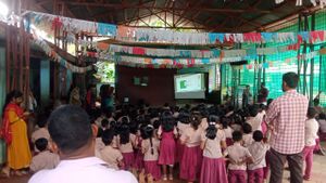 18541 hitechscreen.jpg