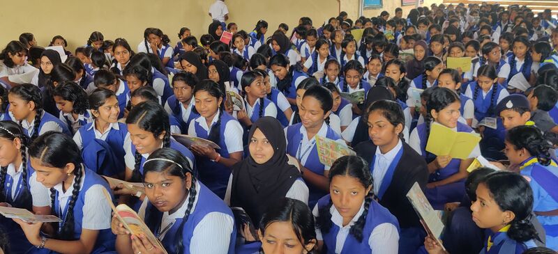 പ്രമാണം:29040-Vayana Varam-1.jpg