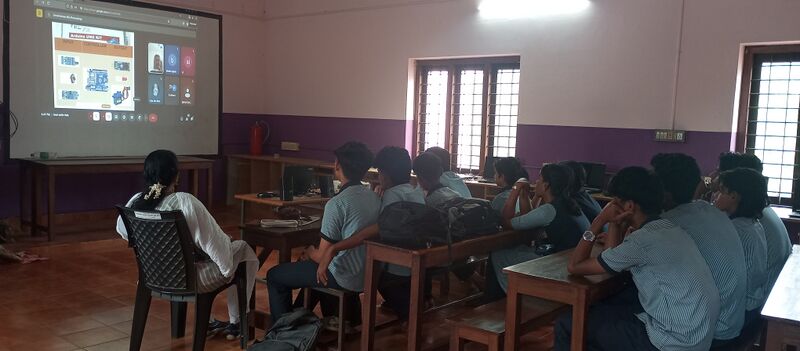 പ്രമാണം:35013 gm1.jpg