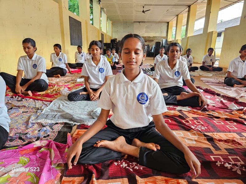 പ്രമാണം:36037 yoga spc 3.jpg