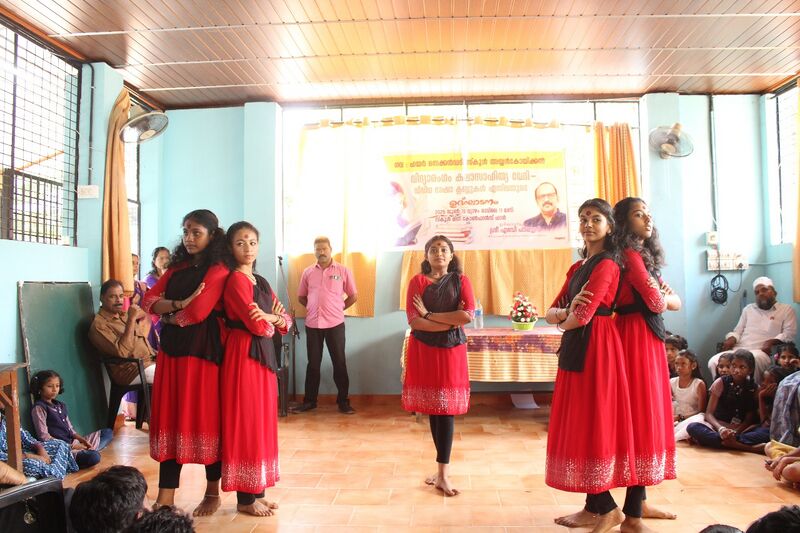 പ്രമാണം:41075 vidyarangam 3.jpg