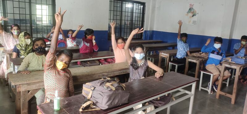 പ്രമാണം:BS21 EKM 28020 2.jpg