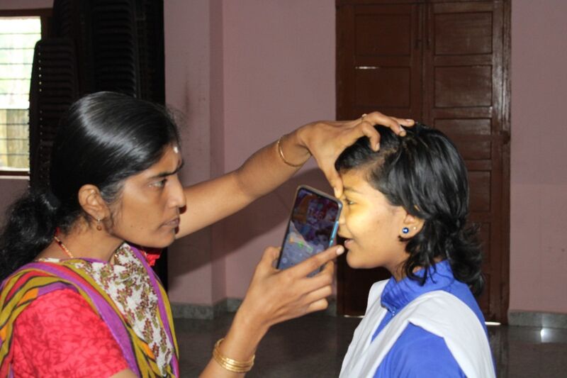 പ്രമാണം:Eyecamp 19 35052 1.jpg