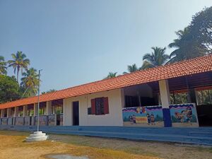 Schoolwilki-scool building.jpg