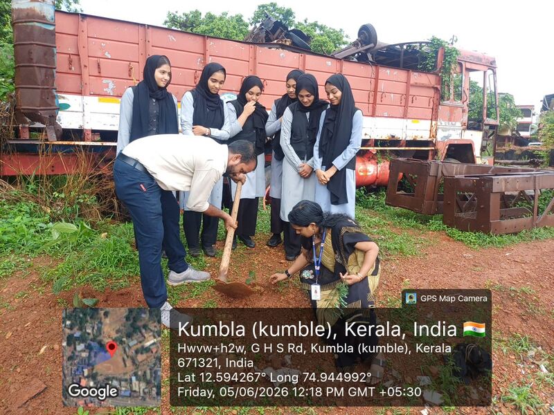 പ്രമാണം:Ssss ghss kumbla.jpeg