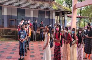 തിരികെ.... 02.jpg