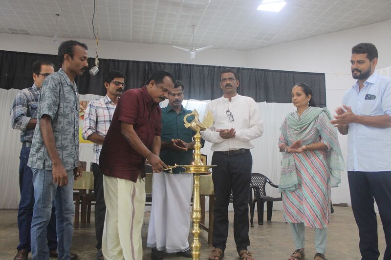 പ്രമാണം:12501 kalolsavam.JPG