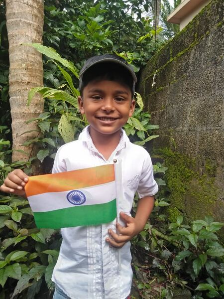 പ്രമാണം:18402 swadanthryadhinam 2021-22 13.jpg