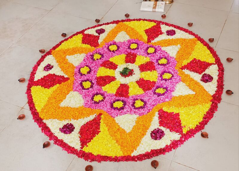 പ്രമാണം:19042 8 Pookkalam 2025.jpg