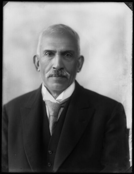 പ്രമാണം:20047-c. shankaran nair.jpg