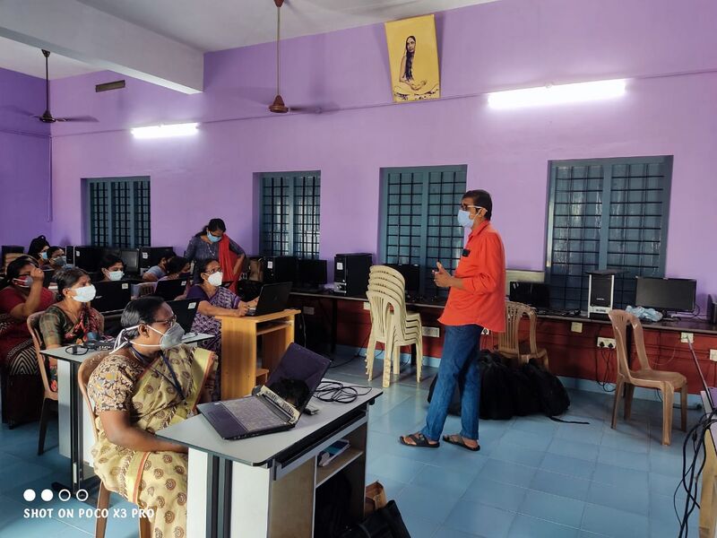 പ്രമാണം:22076 gsuite.jpeg