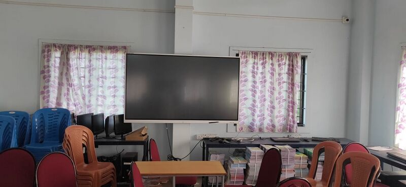 പ്രമാണം:26067-ICTROOMS.jpg