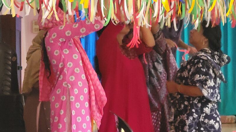 പ്രമാണം:29228 pt2.jpg