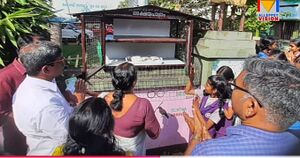 34024 akshayapathram starting.jpg