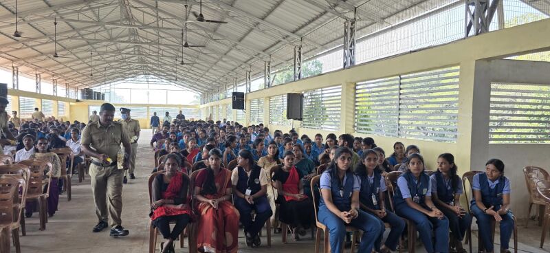 പ്രമാണം:44018 vc 7.jpg