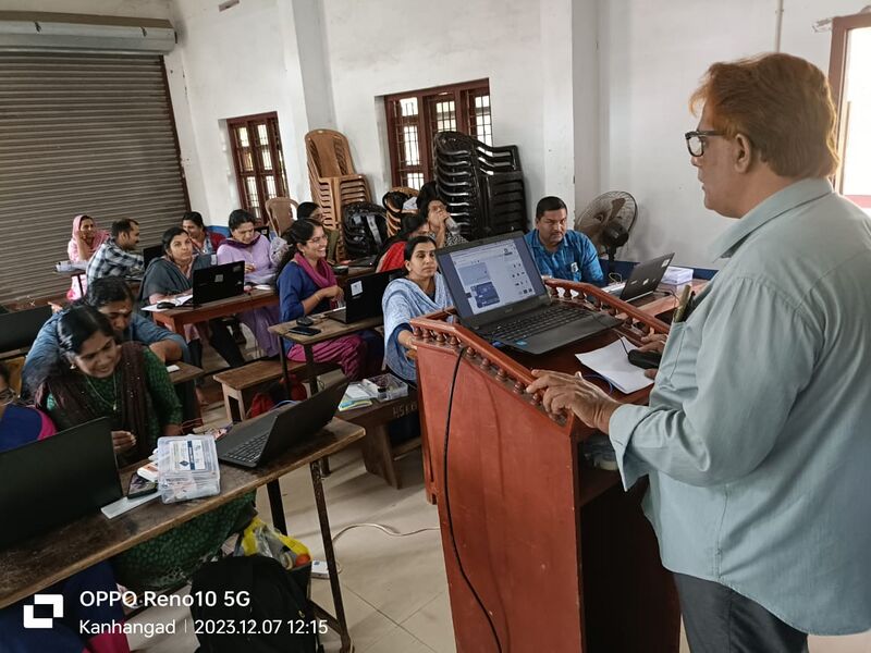 പ്രമാണം:DRCKGD MAMI 1.jpg