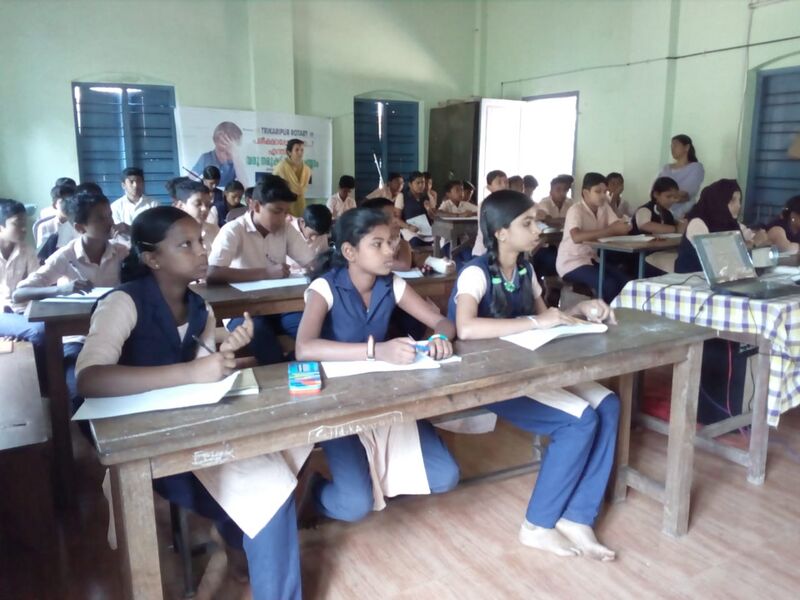 പ്രമാണം:LK NEW SELECTION1.jpg