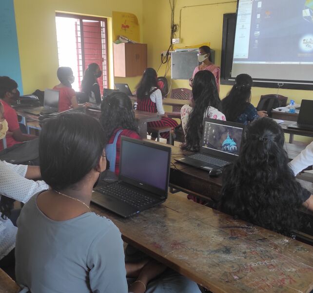 പ്രമാണം:Little kites school camp .jpg