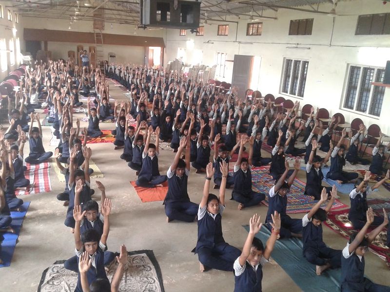 പ്രമാണം:YOGA IN SGHSS3.jpg